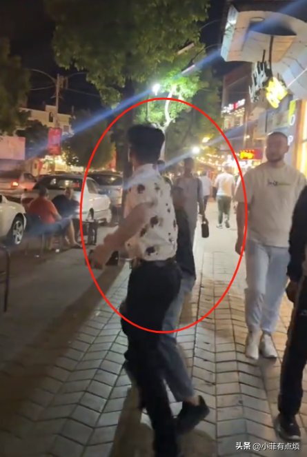 中国博主在叙利亚被囚禁5天,惨遭非人虐待,大小便竟全拉裤子里