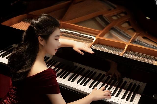 青年钢琴家李昕昱2024年钢琴全国巡演即将开启（附巡演日程）