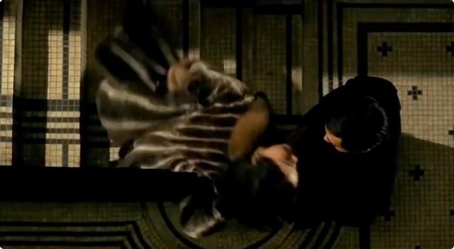 同样是拍吻戏，把辛芷蕾殷桃和杨幂放在一起对比，差距就出来了