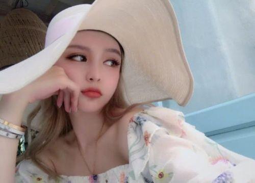 周扬青曝整容原因是什么？周扬青为什么要整容原来长啥样照片曝光