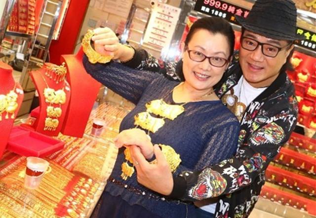 恭喜！23岁原岛大地宣布当爸，23岁妻子诞下儿子，父子长相相似