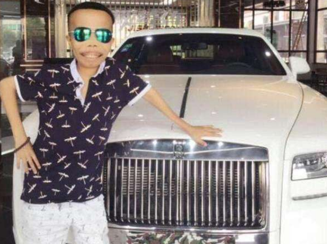 还记得“外星人”陈山吗?24岁坐拥5亿净资产,却惨遭快手清退