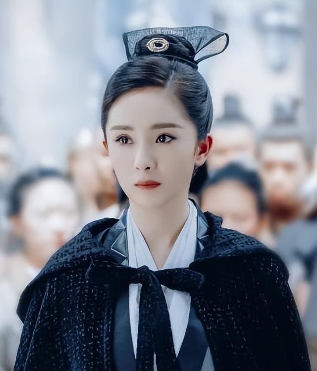 明明是整容脸,却成了颜值巅峰,这5位女星,动脸太成功了