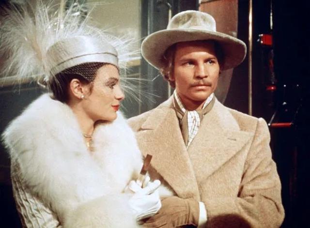 东方快车谋杀案｜最时髦的火车配上一场最时髦的谋杀案