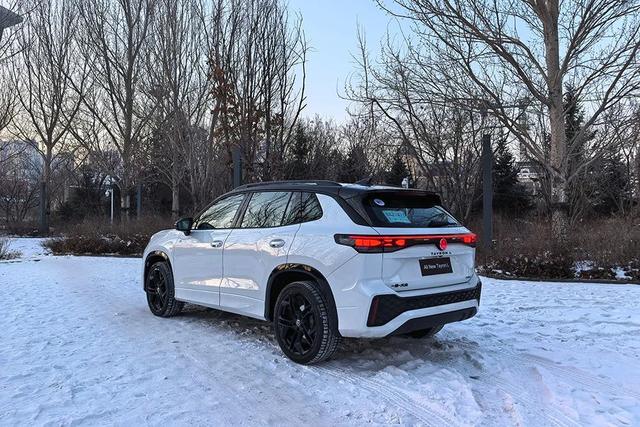 2.0T动力，带四驱，智能体验更强，试驾一汽-大众全新探岳L