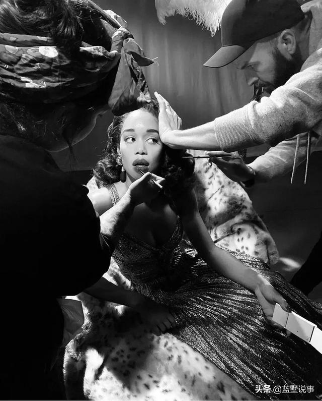 美国黑人女明星劳拉·海瑞尔,曾与NBA球星汤神汤普森牵过手