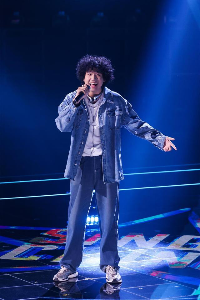 李克勤的“恋爱”圆满了：后发制人收入多员“大将”，好声音四大战队终于满员