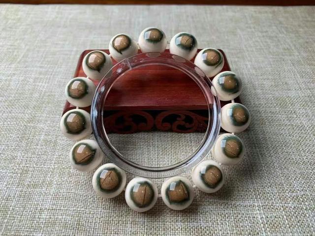 猛犸牙价格一克多少钱？最新猛犸牙价格介绍！