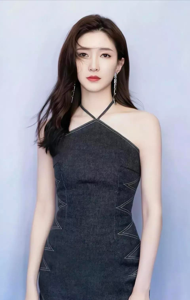 15位中国80后美女明星,个个美的不可方物,有没有你心动的女神?