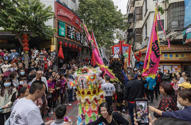 逾50头醒狮齐聚古村！广州三元里上演600年历史元宵盛事