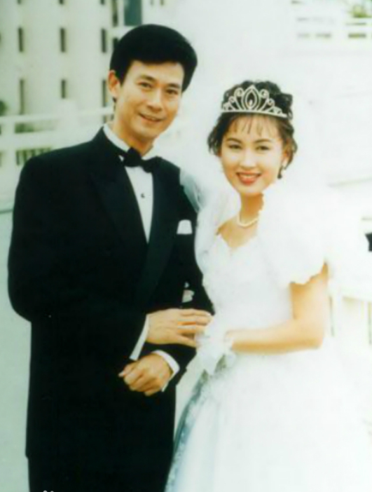 亚视30年最幸福夫妻档,米雪、万绮雯、陈秀雯等,你记得几对?