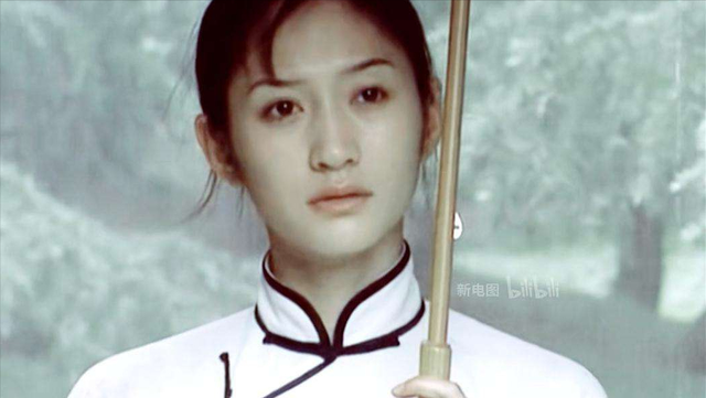 “苦情冷白皮”李小冉出道26年，14部经典窥见：容颜几变？