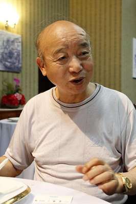 李九松(上海人的“老娘舅”李九松走了)