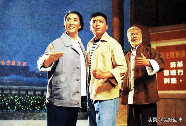 八个样板戏，轰动一时现代戏曲的巅峰作品，官方认定影响久远