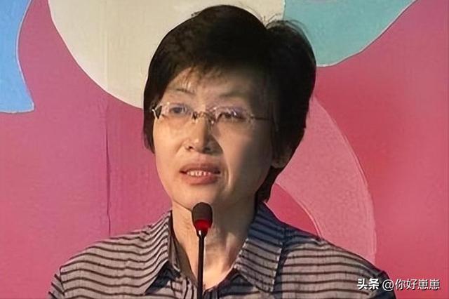 他是最干净的男演员，结婚46年零绯闻，为妻子息影12年，61岁走红