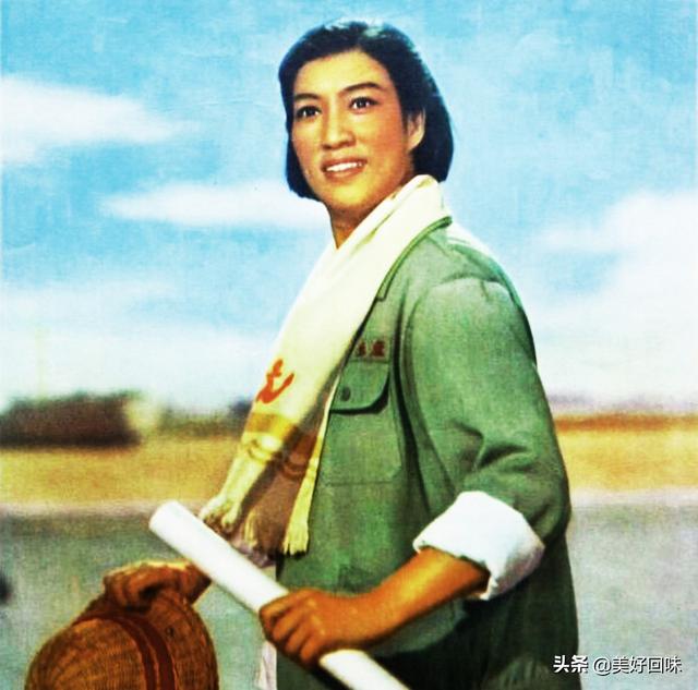 八个样板戏，轰动一时现代戏曲的巅峰作品，官方认定影响久远