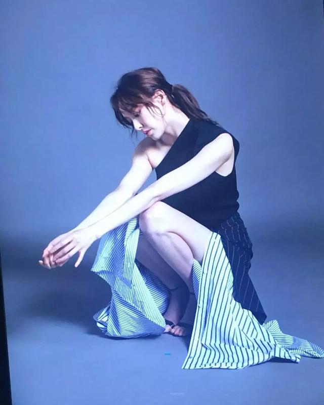 那些叫“腿精”的，在她面前都不敢露腿