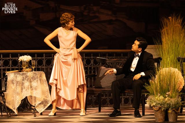 《私人生活》：结构精巧下的诙谐幽默与情感关系中的暗流涌动