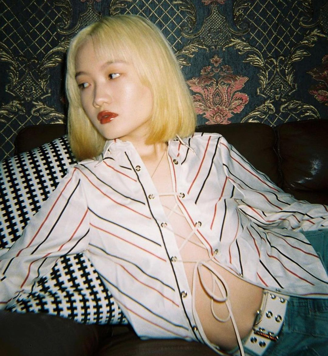 黄色短发，潮啊