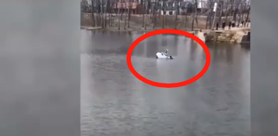 22年河南小伙跳河救人，体力耗尽留遗言，被救女子不放手让一起走