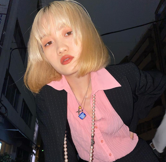 黄色短发，潮啊