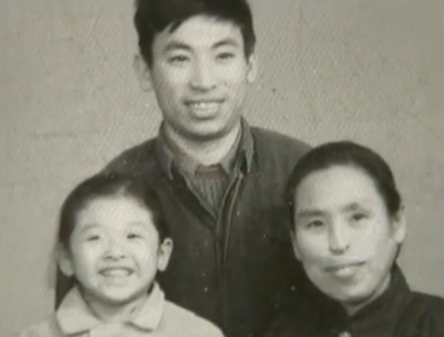 韩红的母亲雍西：早年丧夫后再婚，现在最担心女儿的婚事