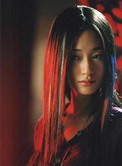 “苦情冷白皮”李小冉出道26年，14部经典窥见：容颜几变？