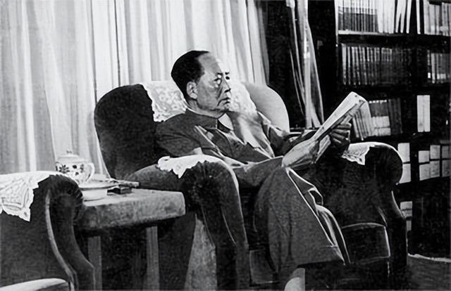 水浒传中，武松和林冲谁才是真英雄？你看毛主席是怎么点评他俩的