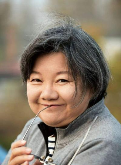 “名门痞女”洪晃：跟外交部打官司，因一辆加长林肯车看透陈凯歌