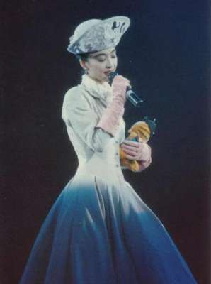 夜机(香港粤语流行天后 陈慧娴暂别乐坛歌曲《夜机》)