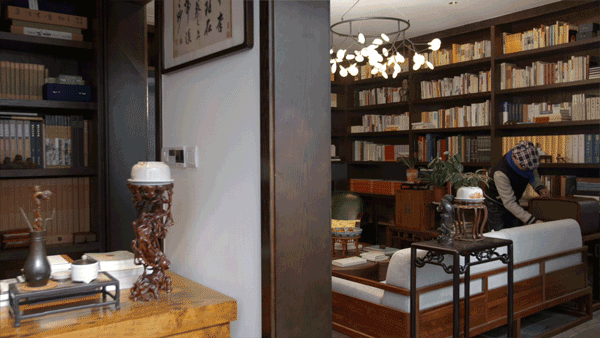 苏州教授一个人住200m²，每天琴棋书画，网友：也太会宅了