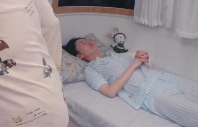 《花少4》暴露明星素颜状态：杨幂鼻孔瞩目，张凯丽颜值落差大