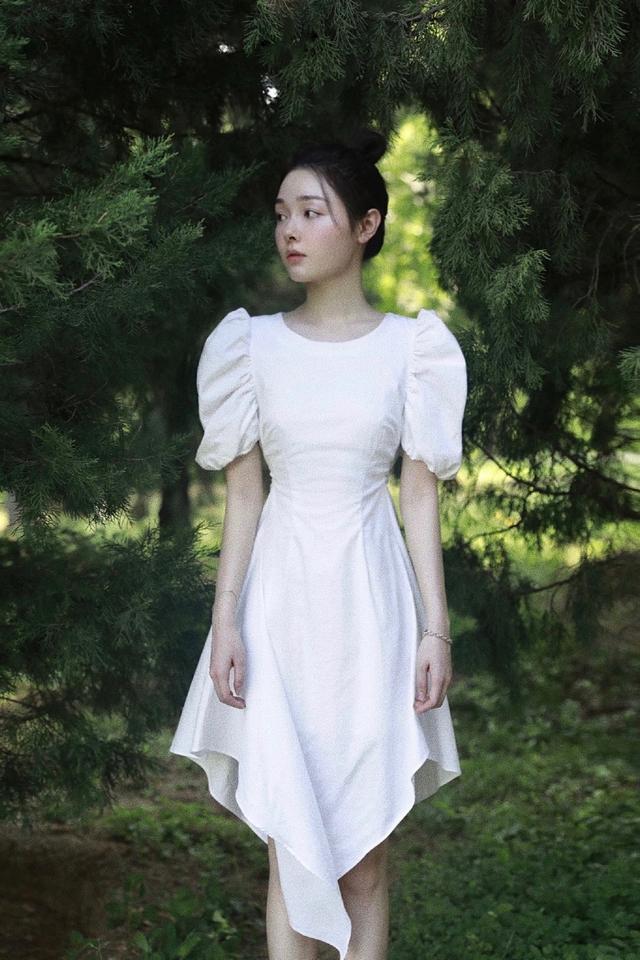 被金庸先生盛赞像香香公主,在《风声》出演何剪烛,她有多美?