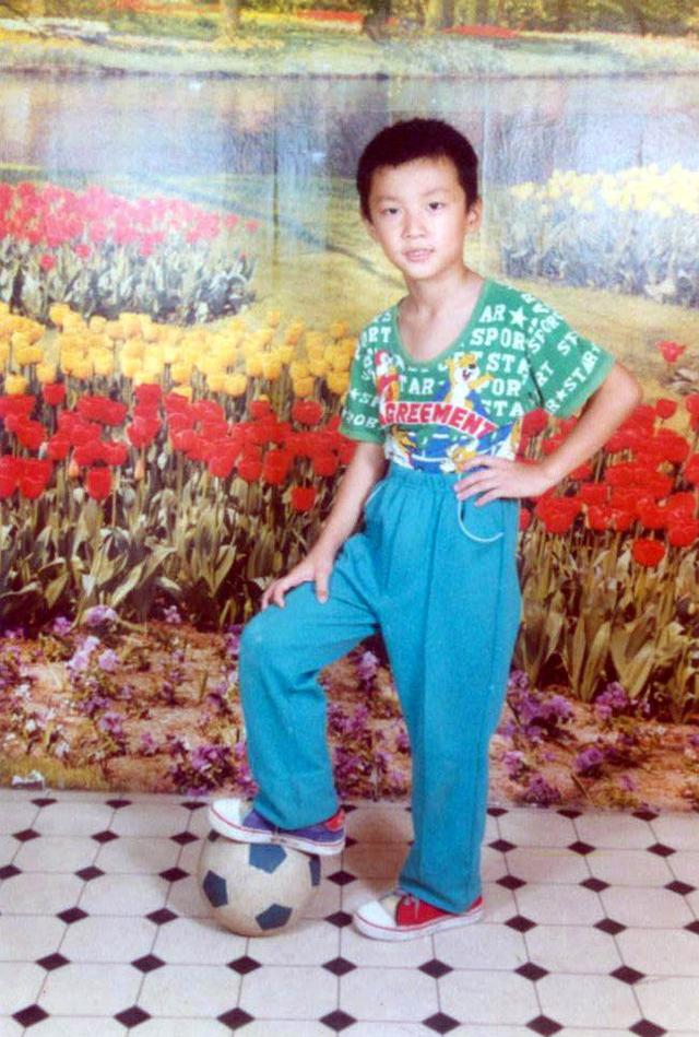 男星乔任梁去世7年：白发父母怀念他的方式招来谩骂