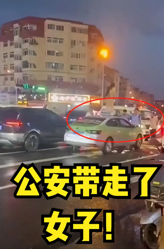 青岛女子车顶当众裸舞后续：官方回应，警方介入，知情人曝出原因