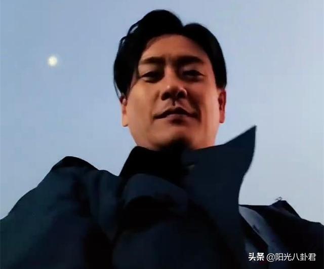 出道是小鲜肉，这6位现在都成了油腻大叔，颜值坍塌爹妈快认不出