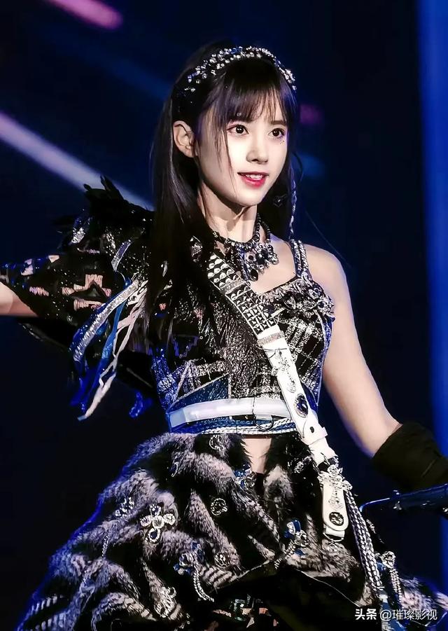 谁能懂看到鞠婧祎早期这些照片，谁还知道kiku酱的小鞠多漂亮纯欲