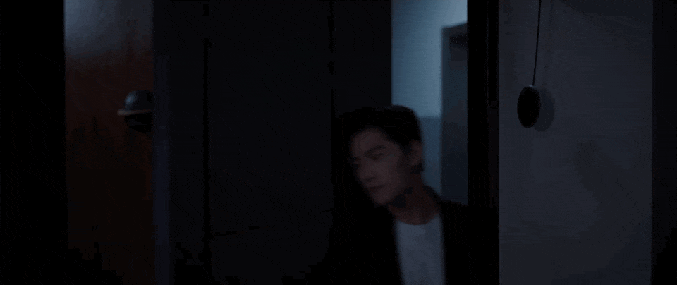 成毅最让人惊艳的是吻戏，实在是太会了，钟汉良都逊色了