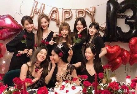 少女时代合体庆祝出道13周年，网友：爷青回