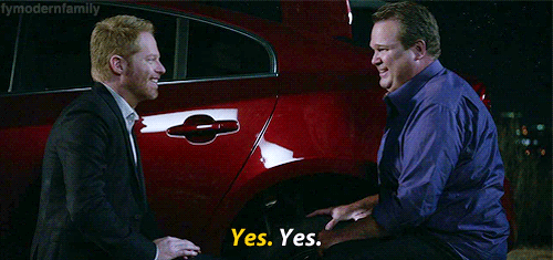 每个人都不完美，却拼凑出了记忆里最完美的《摩登家庭》