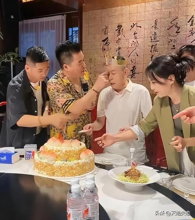 被央视警告后死不悔改，继续欺骗观众，潘长江真的是没有救了？