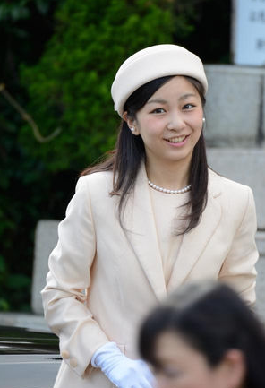 佳子内亲王：被称作日本皇室最美公主，却连穿衣自由都做不到