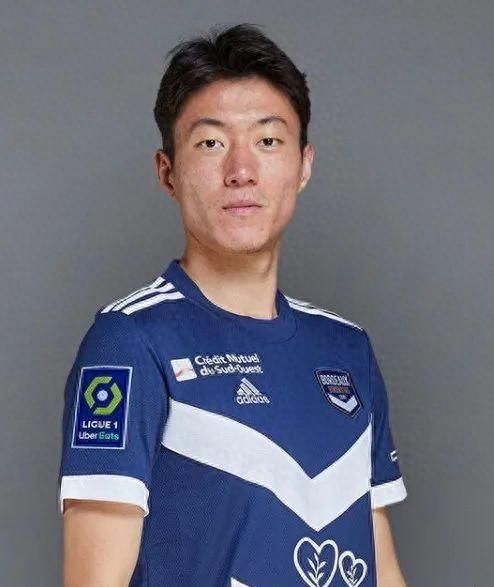 判了!韩国国脚偷拍性爱视频获刑一年,曾被嫂子分享与女性的照片和视频