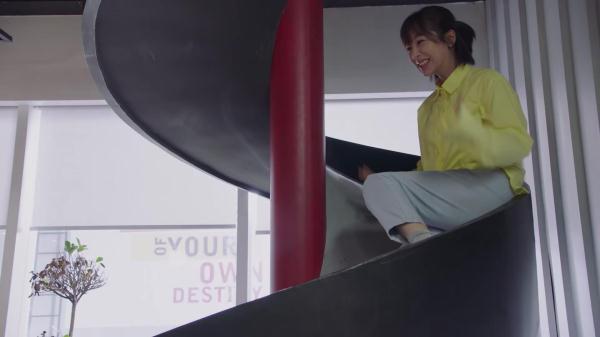 亲爱的热爱的：高甜剧情来袭，韩商言主动亲吻佟年停不下来