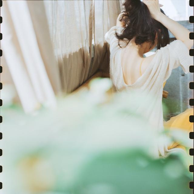 拍私房照穿不穿？脱多少？