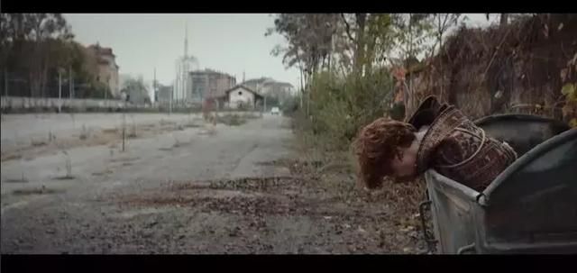 110分钟全程屏息，这是我看过最「骚」的黑帮片