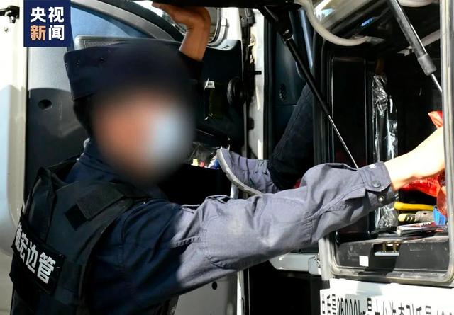 朱零（化名） 成飞（化名） 一等功臣！