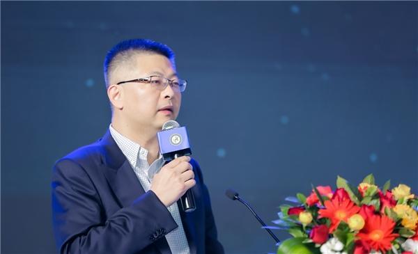 思摩尔董事会主席、陈志平简历