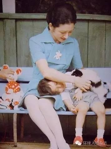 凤凰变麻雀，从公主到普通主妇，她舍弃地位换来想要的生活