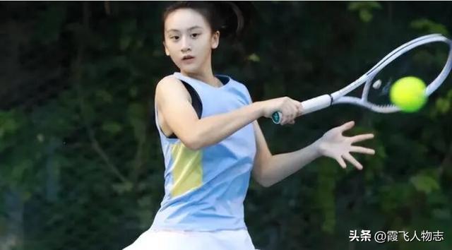 在图书馆乱性的“文盲”黄多多，得奖和成长过程，像李天一？